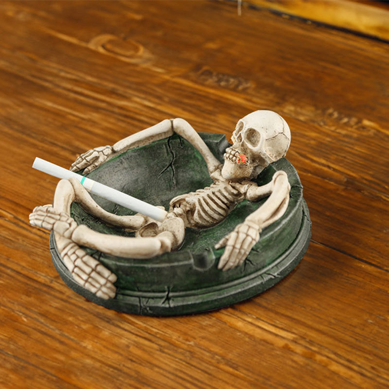 Kreativt hodeskalleaskebeger