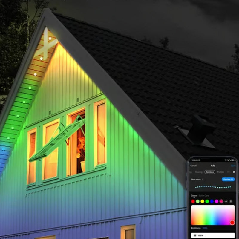 Fargerike utendørs takskjegglys