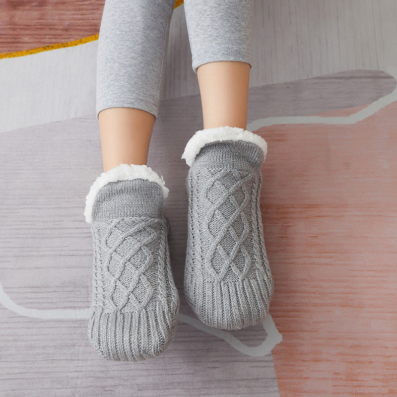 Slip-on Fluffy TĂžfler