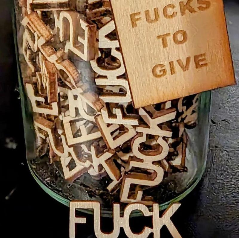 Papercut postkort i tre