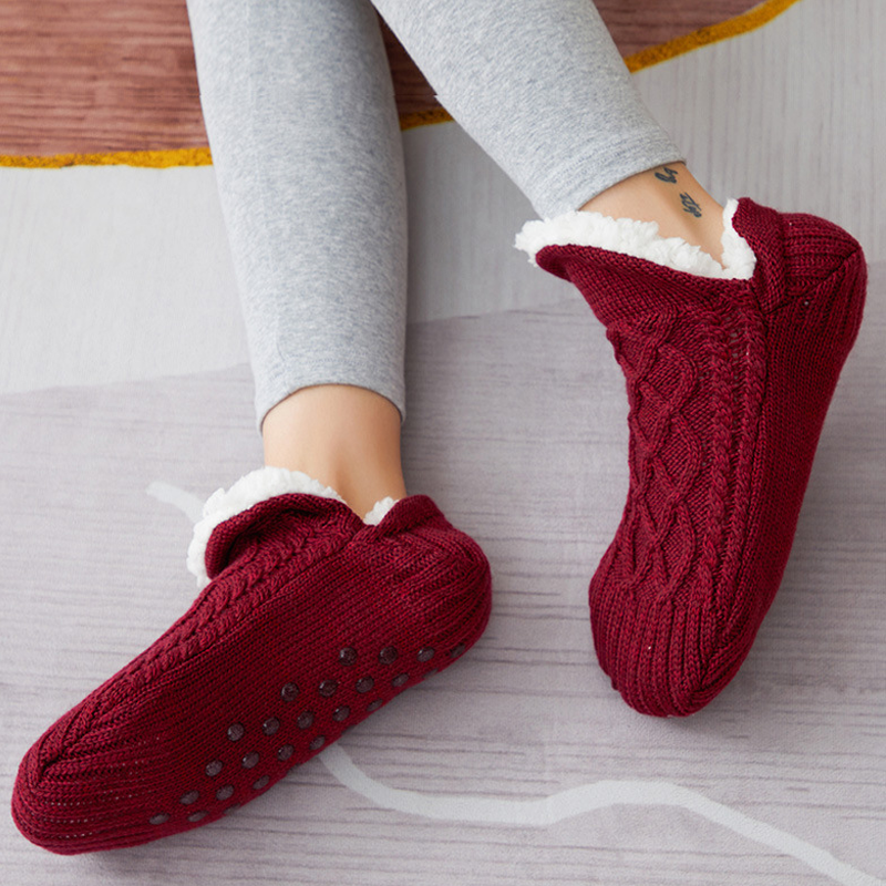 Slip-on Fluffy TĂžfler