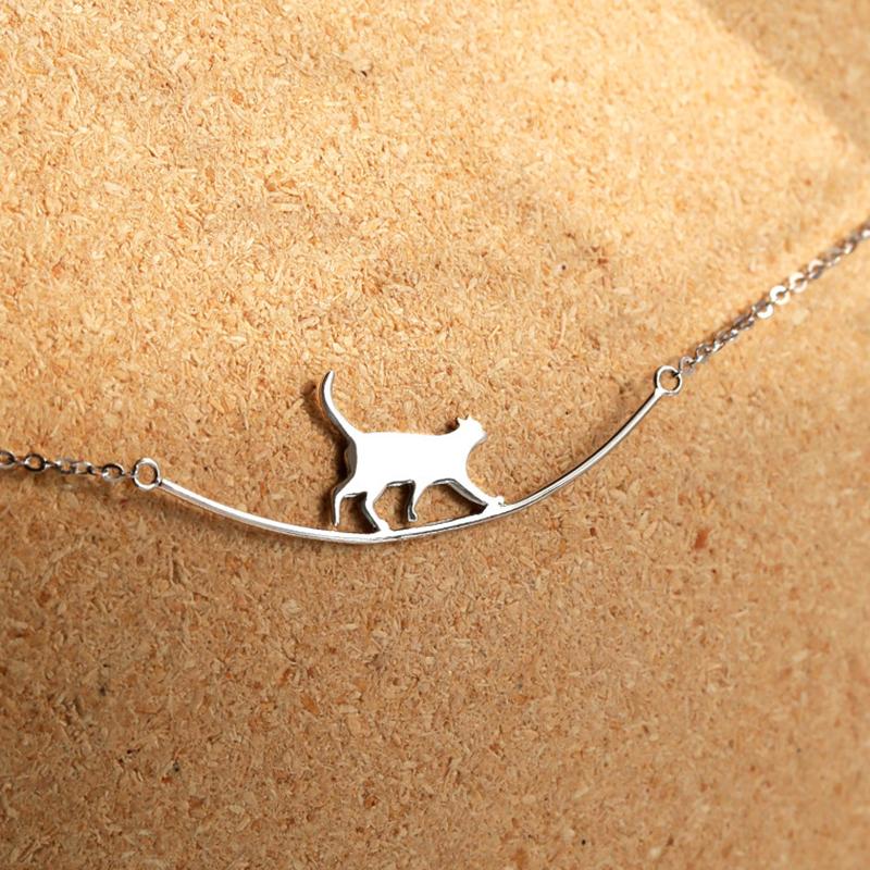 Søt Walking Cat Clavicle Chain Halskjede
