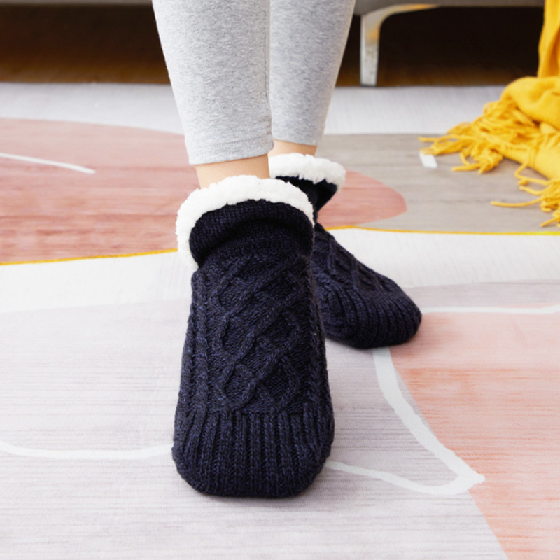 Slip-on Fluffy TĂžfler