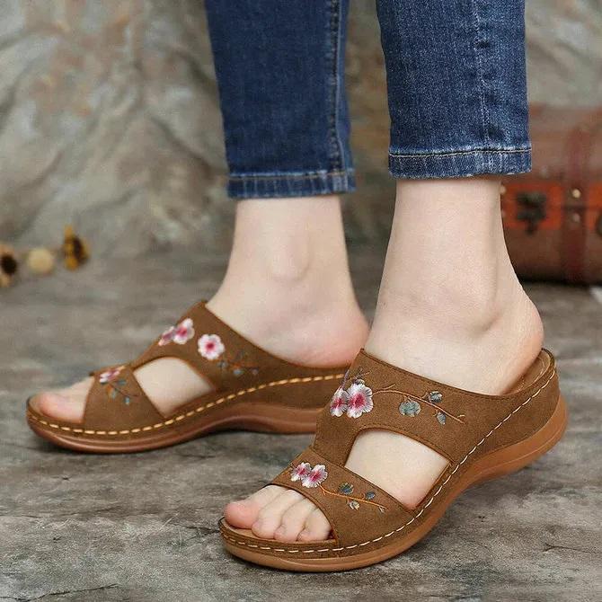 HÄndlagde uformelle dame sandaler