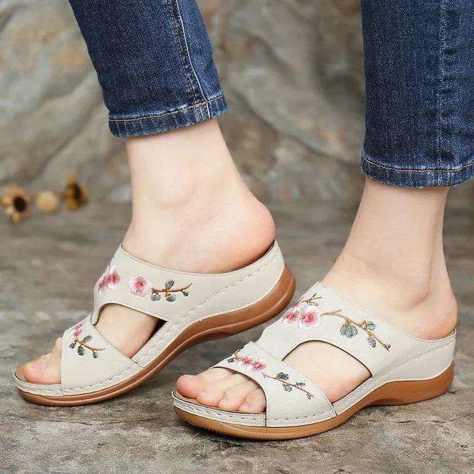HÄndlagde uformelle dame sandaler