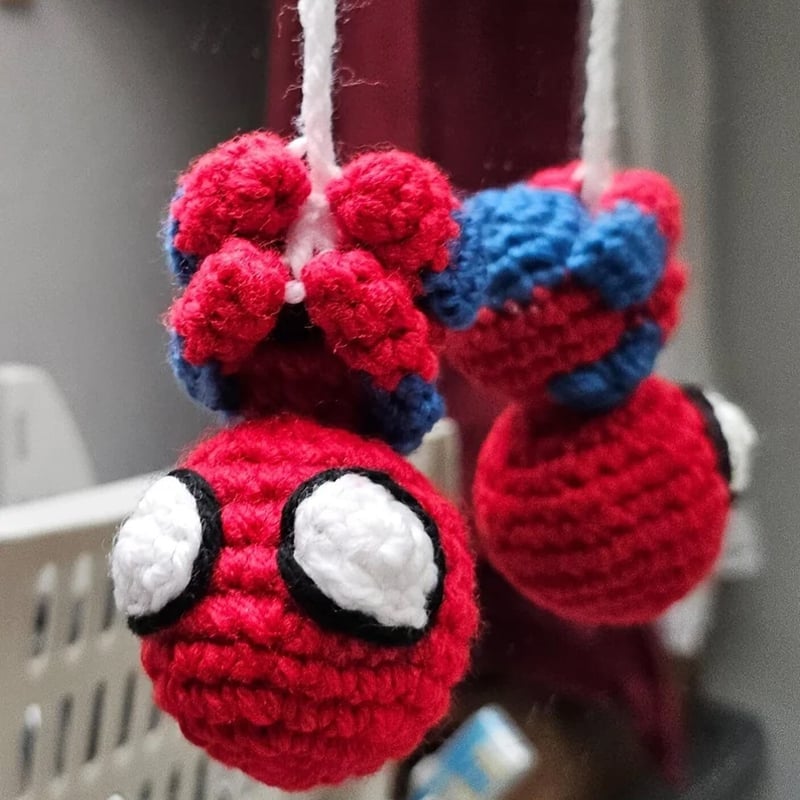 Cartoon Spider Pendant