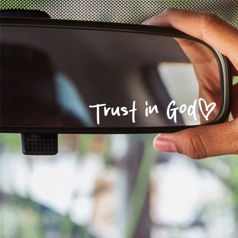 "Trust in God" dekorativt klistremerke til bakspeilet i bilen
