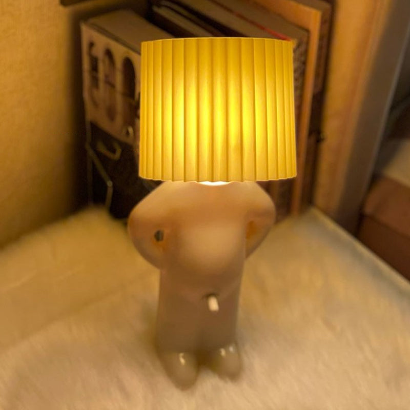 En liten sjenert mann Kreativ lampe