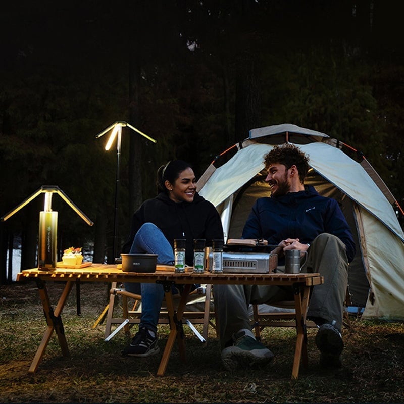 Teleskopisk sammenleggbar campinglampe med stativ