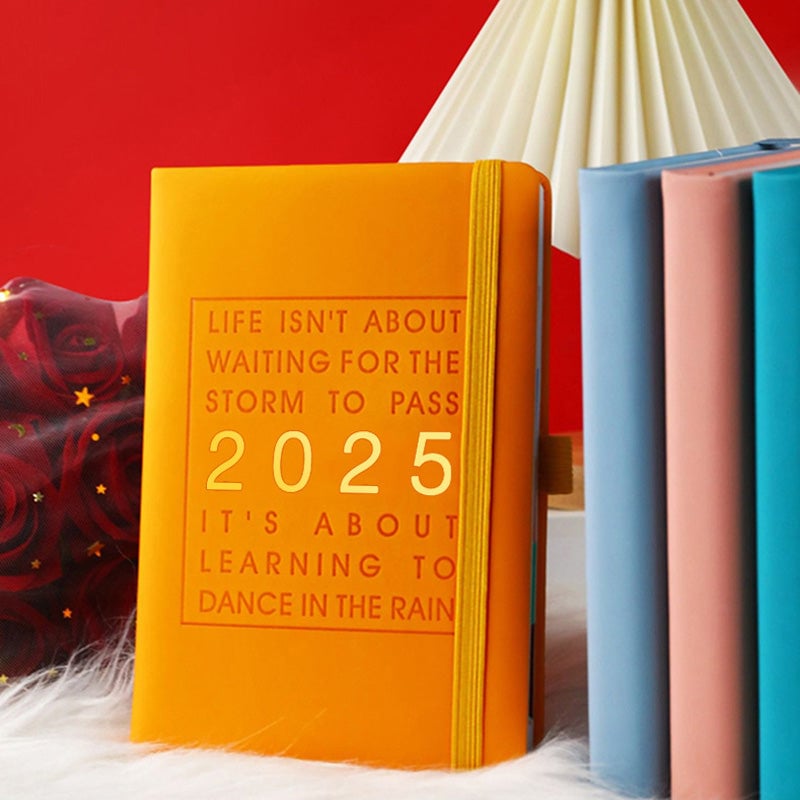 2025 Én dag, én side  Daglig planlegger - din ultimate gavekalender