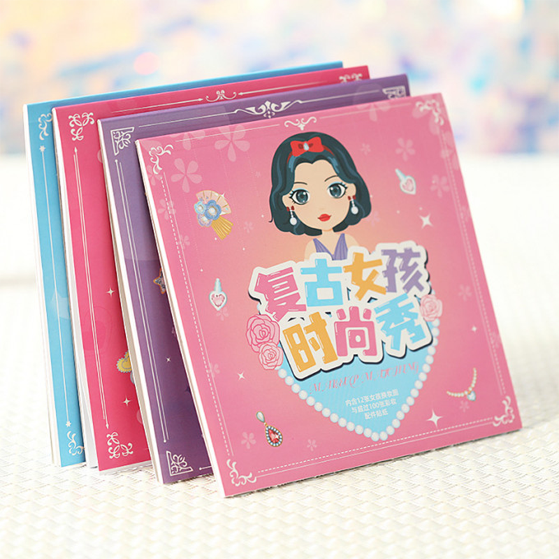 Småbarnsbok med klistremerker for gutter og jenter