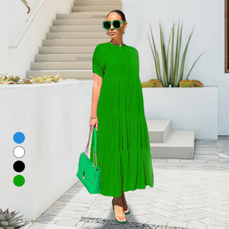 Ensfarget knapp med krøllet kjole i plussstørrelse