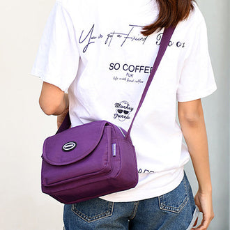 Vanntett nylon skulderveske for damer