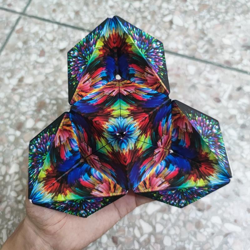 Formskiftende magnetisk magisk kube