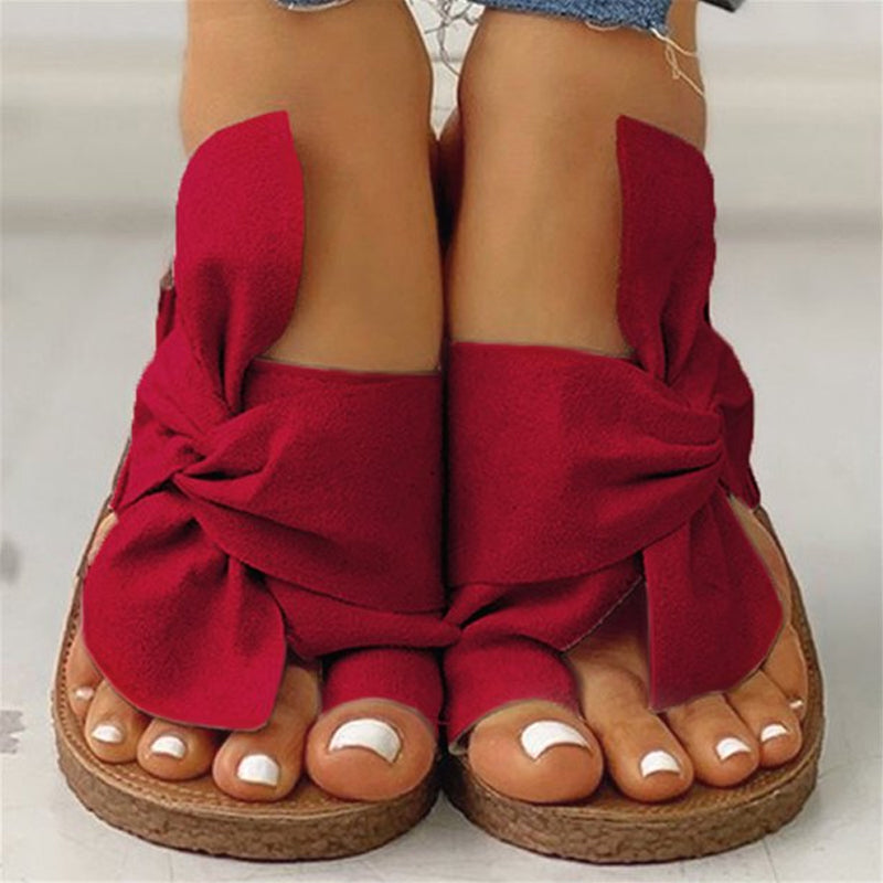 Sandaler med sløyfe i semsket skinn
