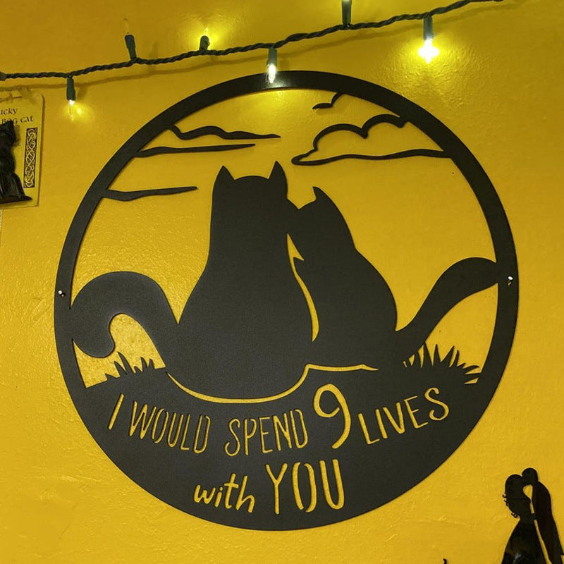 Veggkunst med "I WOULD SPEND 9 LIVES WITH YOU"