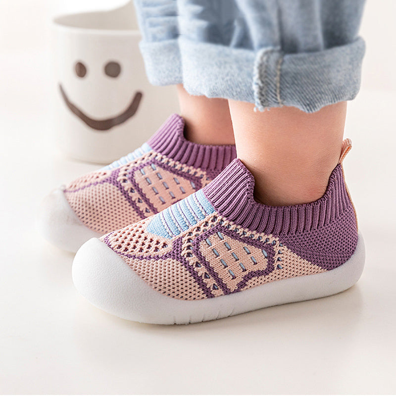 Nøytral og strikket pustende - Sklisikker babysko-sokker