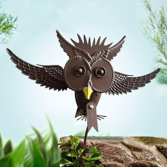 Utendørs metallugle dekorasjon