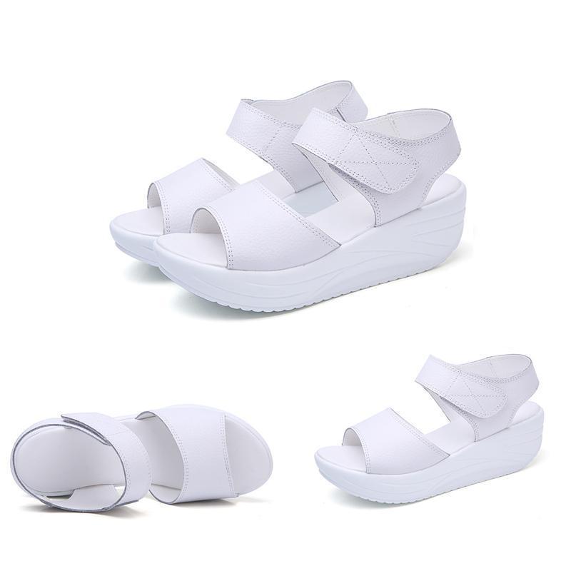 Stilige komfortable sandaler med platå kiler