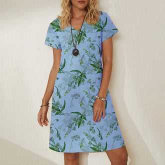 V-hals kortermet kjole med blomstertrykk