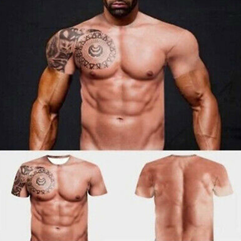 T-skjorte med falske muskler og tatovering