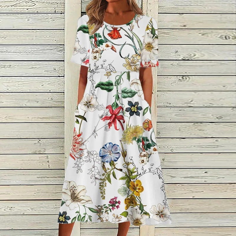 Kortermet kjole med rund hals