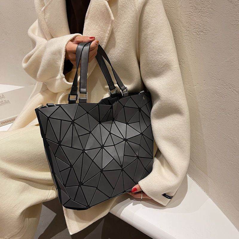 Diamond bucket bag