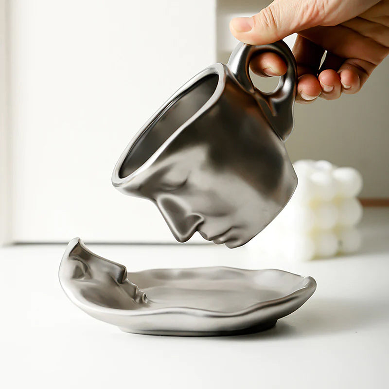 Metall Berøre ansiktet Kreativ keramisk Kiss kaffekrus
