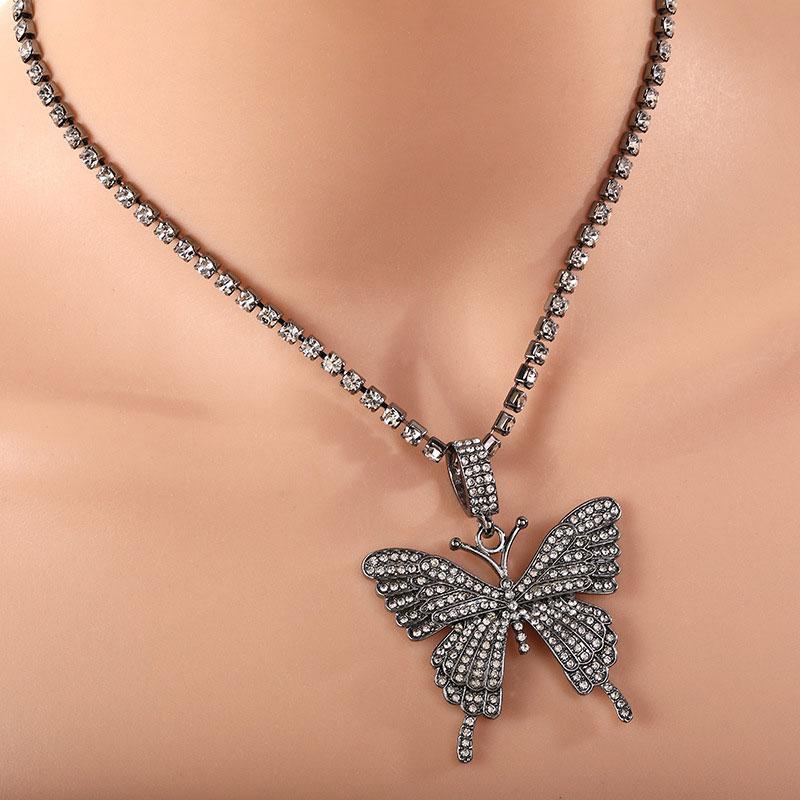 Crystal Pave Butterfly anheng halskjede