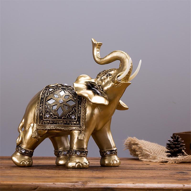 Statue Av Gylden Elefant