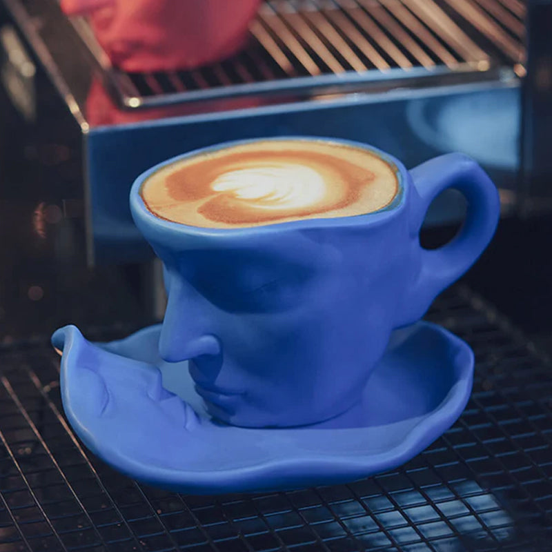 Metall Berøre ansiktet Kreativ keramisk Kiss kaffekrus