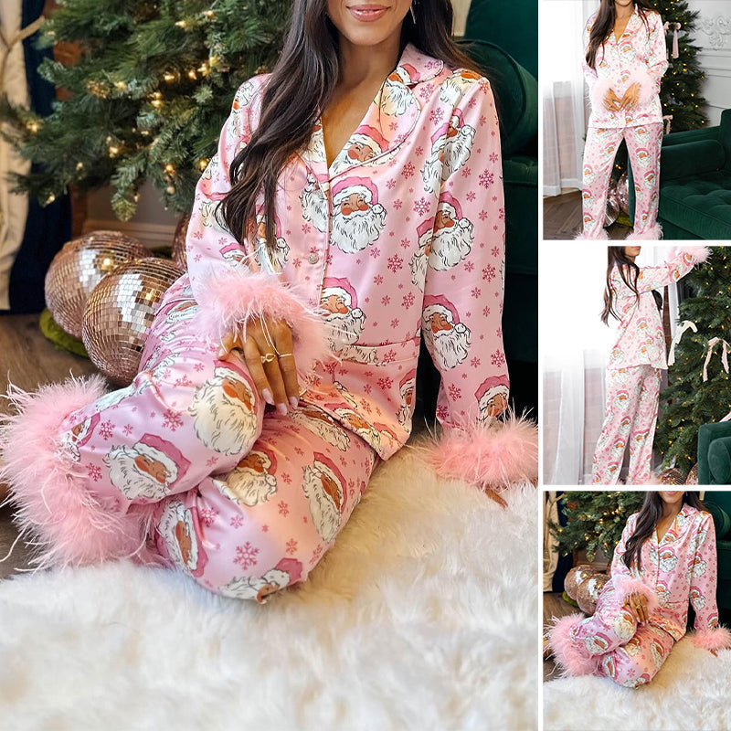 Pyjamas med julenissetrykk