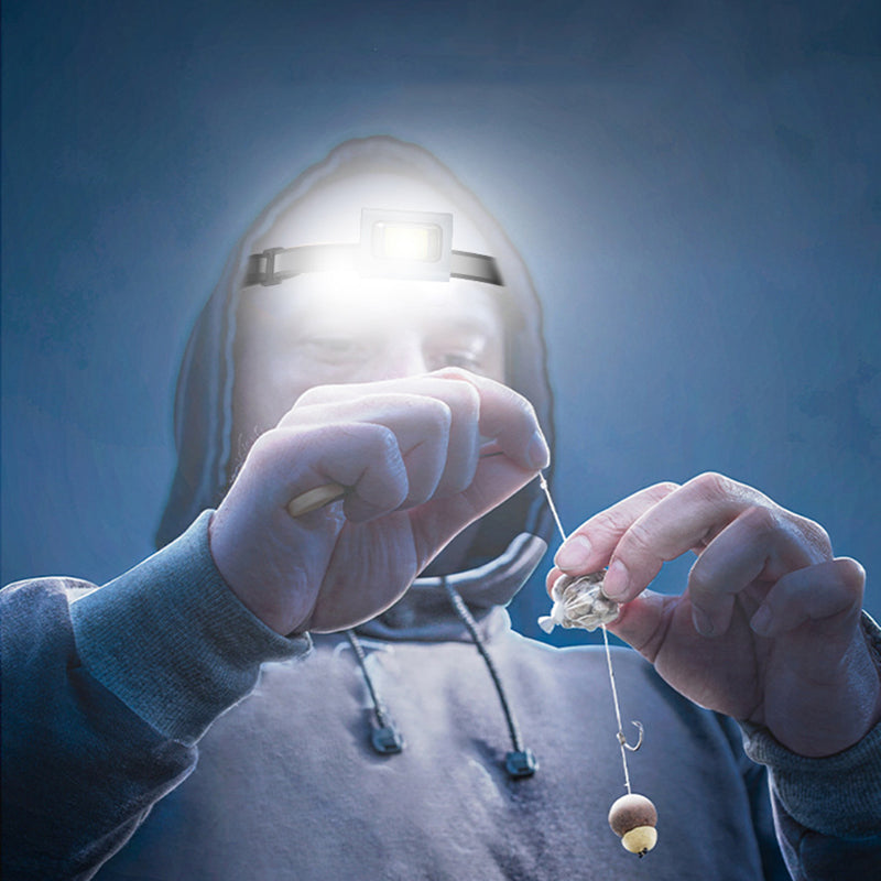 LED-lys med magnetisk klesklype