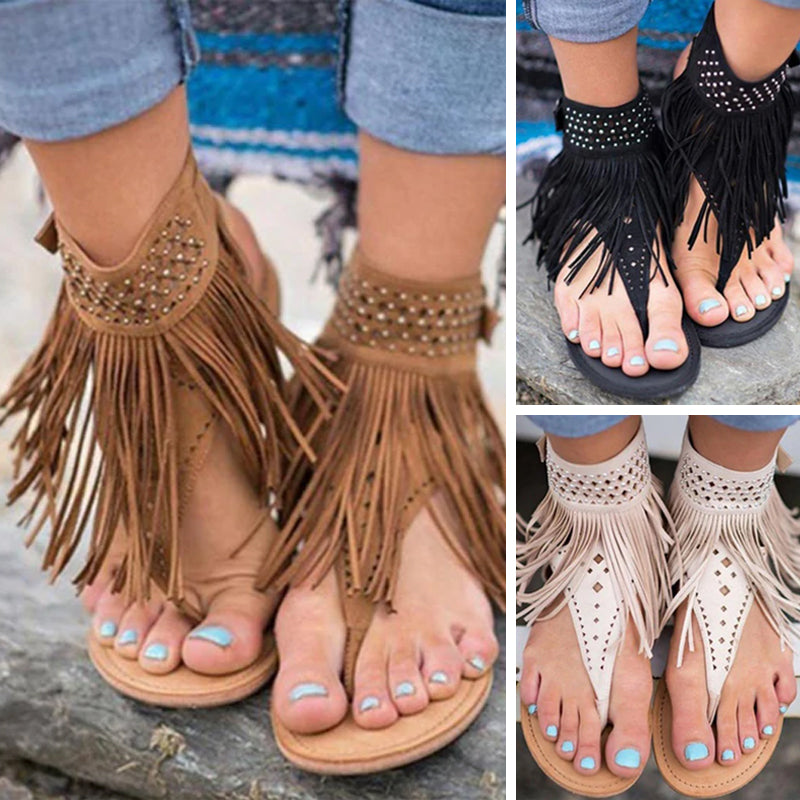 Bohemske perle-sandaler med sildebein-design